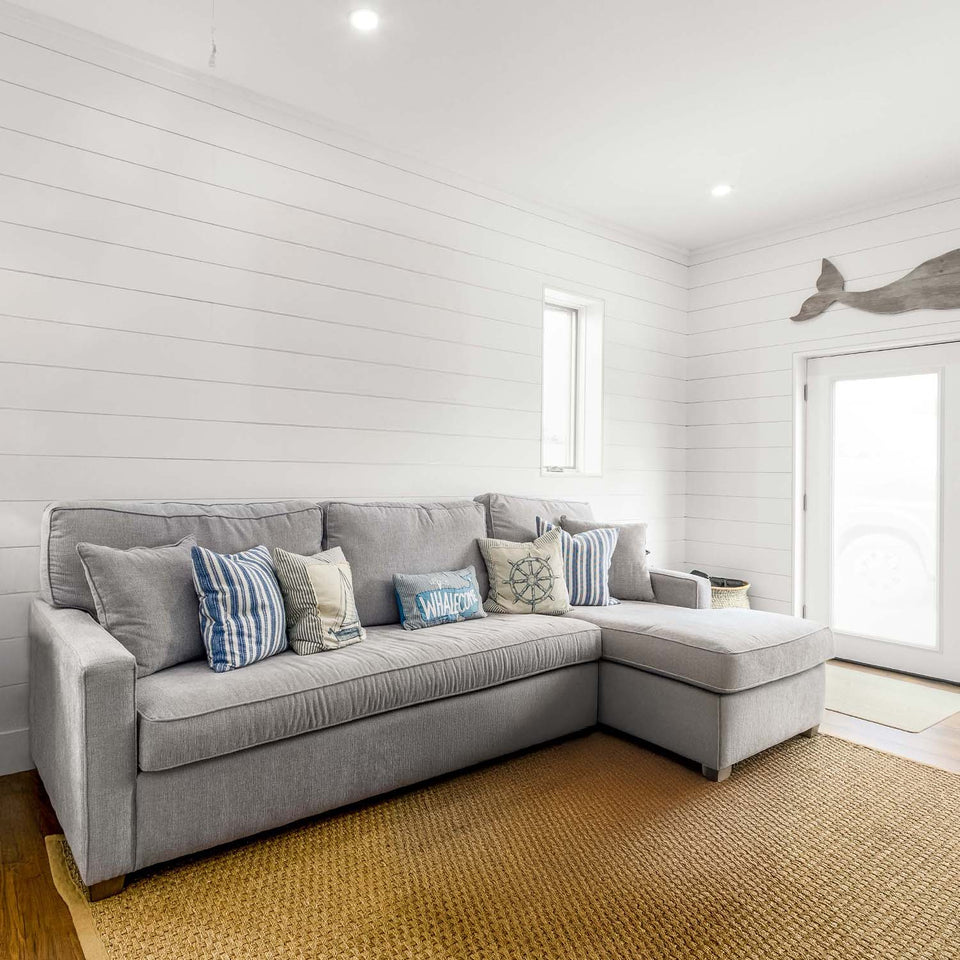 Primed White Wood Shiplap Boards (25 SF)