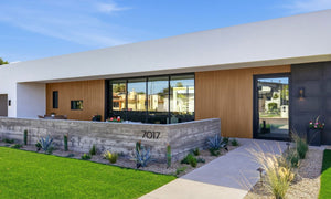 Paradise Valley, AZ | Composite Wide Slat Cladding in Honey Brown